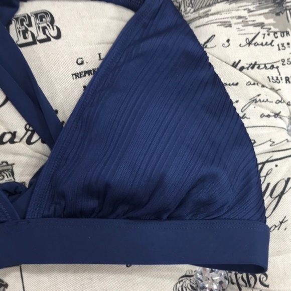 La Blanca Duet Let's Duet Triangle Bikini Top - Picture 3 of 5